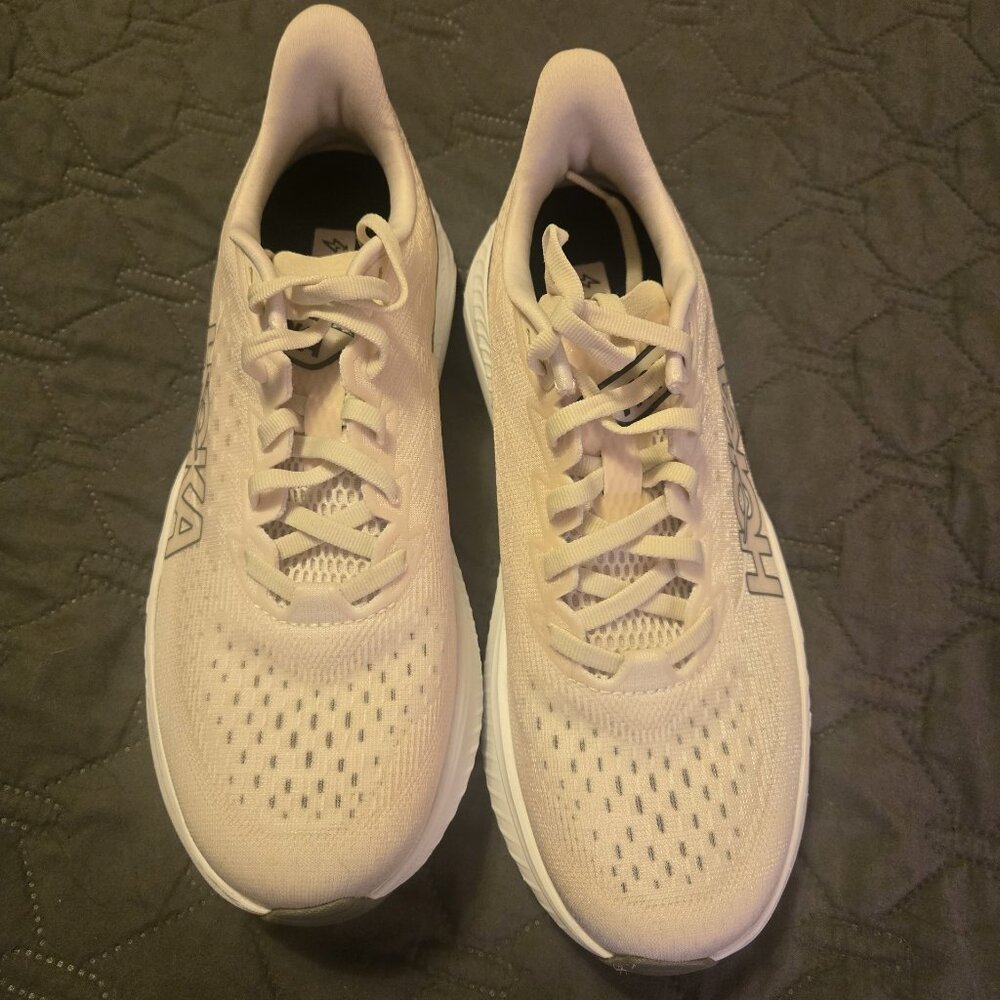 Hoka Mach 6 Brand New